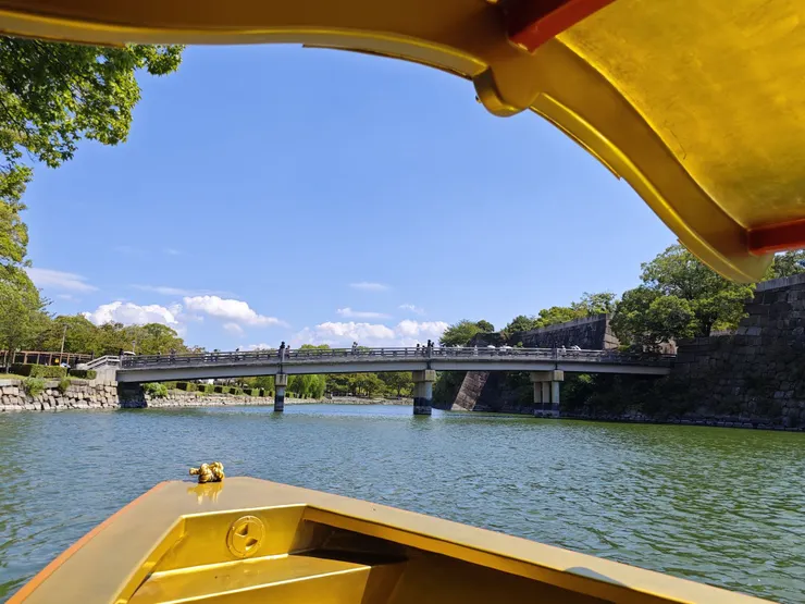 在御座船船頭看到的極樂橋