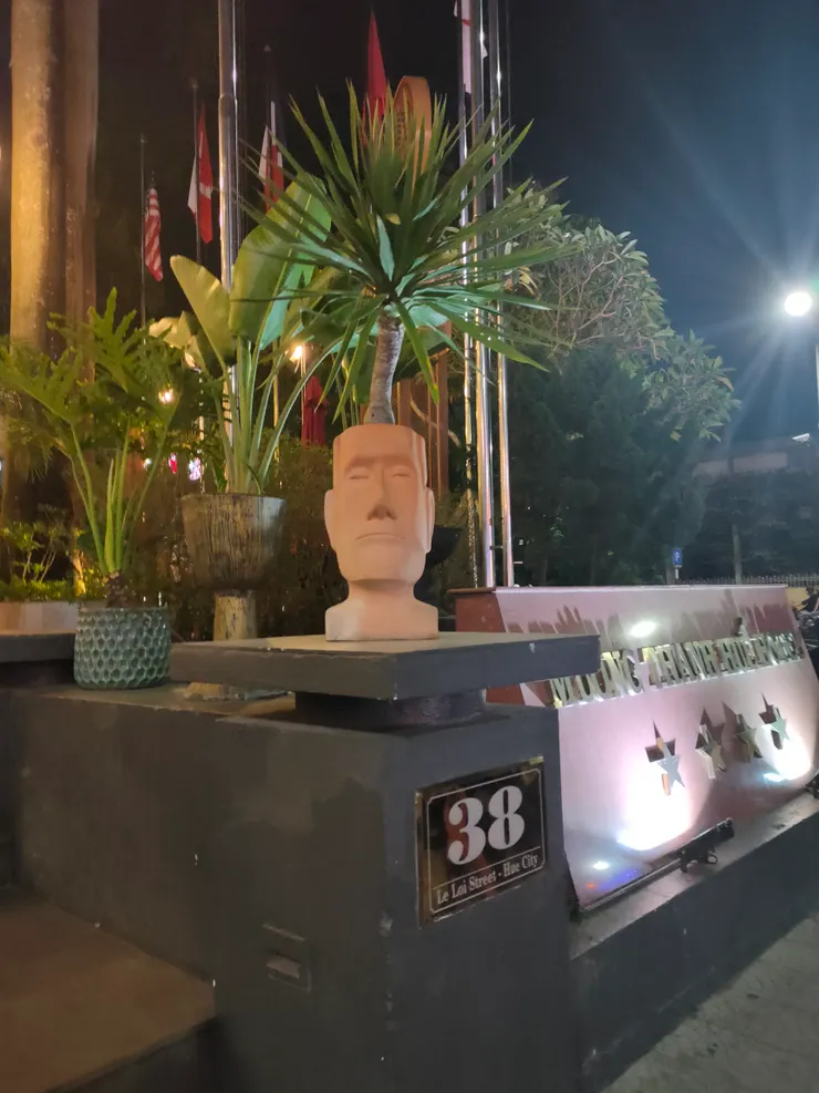 紅紅的高地咖啡