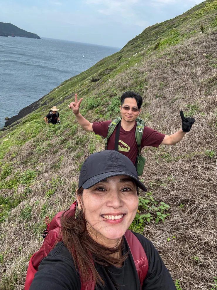 這時候還笑的出來～～