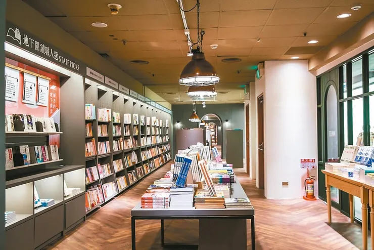 圖片來源：https://reurl.cc/QZaXm9