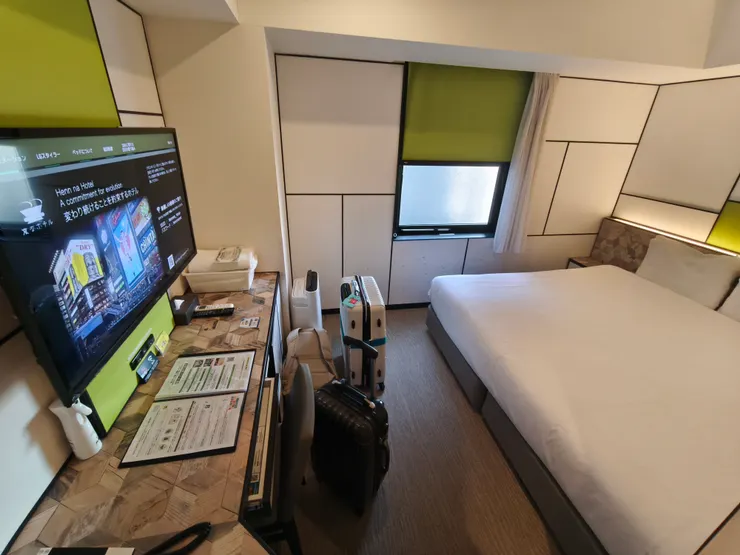 飯店三人房房間