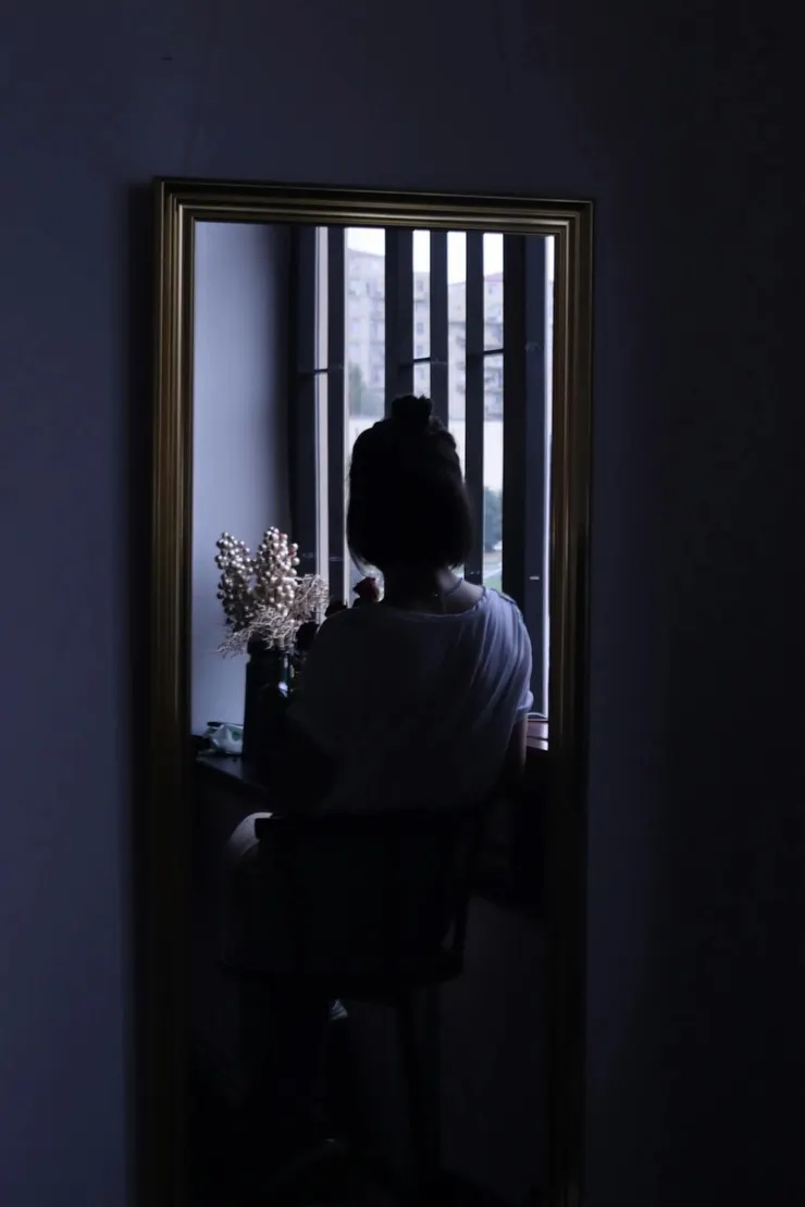 　　「有些孤獨，是一種靜靜看著自己背影的溫柔。」