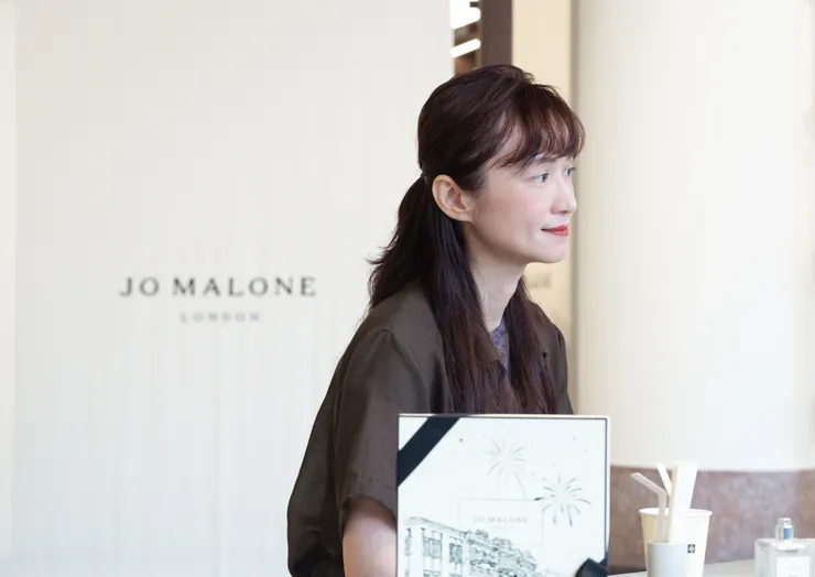 彭雅倫以影像文字複合空間裝置的創作，2024 獲得百萬首獎，2025 獲選國際藝術島徵件