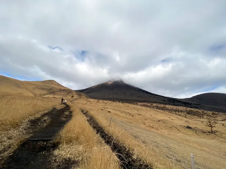 日本大分-由布岳