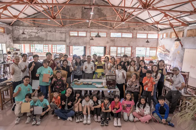 微笑106的跨國交流