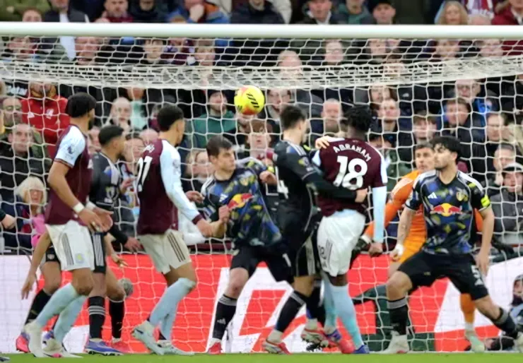 艾巴咸門前建功助阿士東維拉追和1:1