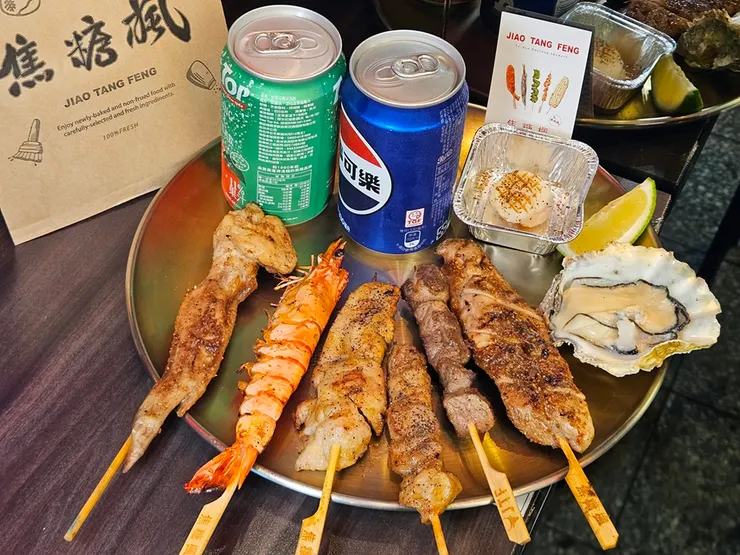 焦糖楓即日起推出「鏟子超人守護花蓮」活動，並免費贈送「花蓮超能量高蛋白挺你餐」海陸大餐，多重蛋白質幫的肌力充電補血！（資料來源：焦糖楓）