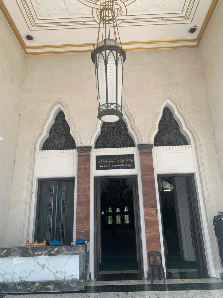 內部。要脫鞋參觀。