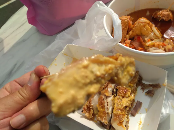 非常香。雞肉鮮嫩多汁。今天是減肥解放日。