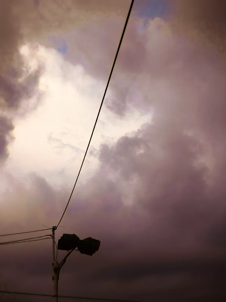 我好奇了，神像也會出來溜達