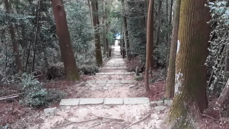 不會讓你輕易到達