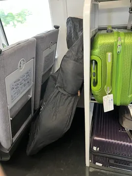 攜車袋放大件行李區