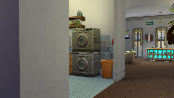 廚房其實沒有門，屬於半開放式。