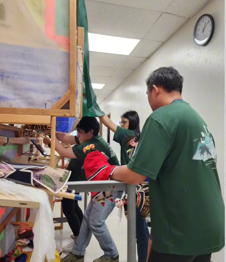 布袋戲組表演後台