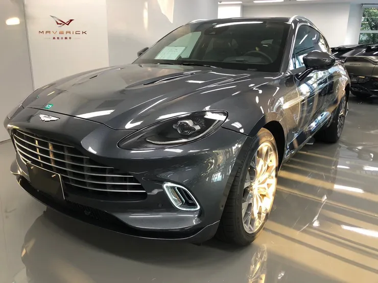 Aston Martin DBX 4.0 V8外匯車