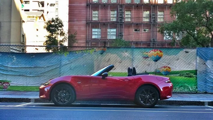 敞篷之樂! Mazda MX-5開箱, 山路操控試駕心得分享