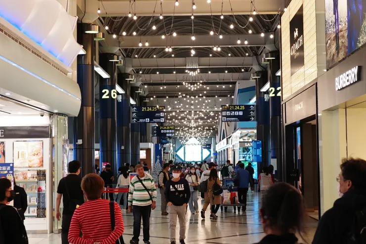 高雄小港國際機場-免稅商品街