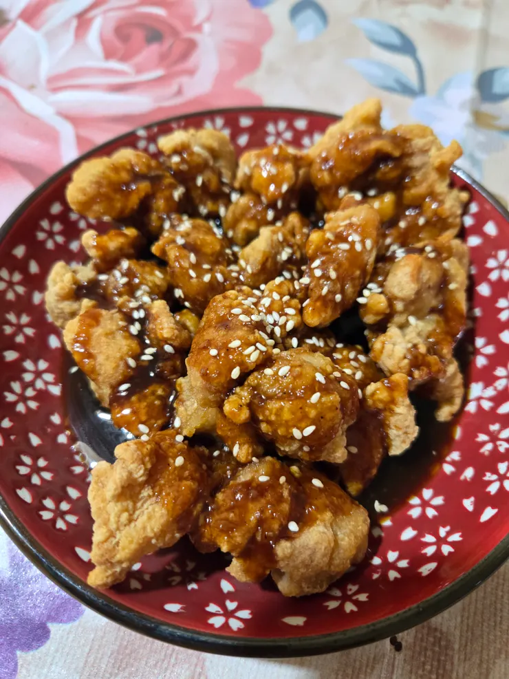 真的量蠻多的，醬汁淋上後更美味了！