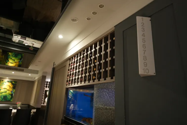 巧妙的酒櫃設計