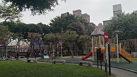 [新北旅遊]蘆洲區永安兒童公園提供銀髮族與兒童族一個活動典範