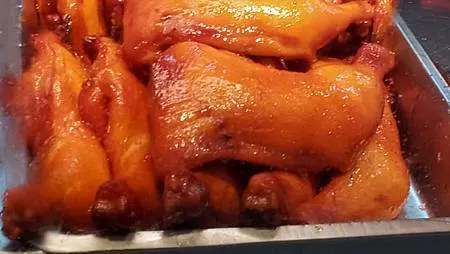 [新北美食]香港冠軍燒臘同時有飲料、湯品、自製品的店家，GO