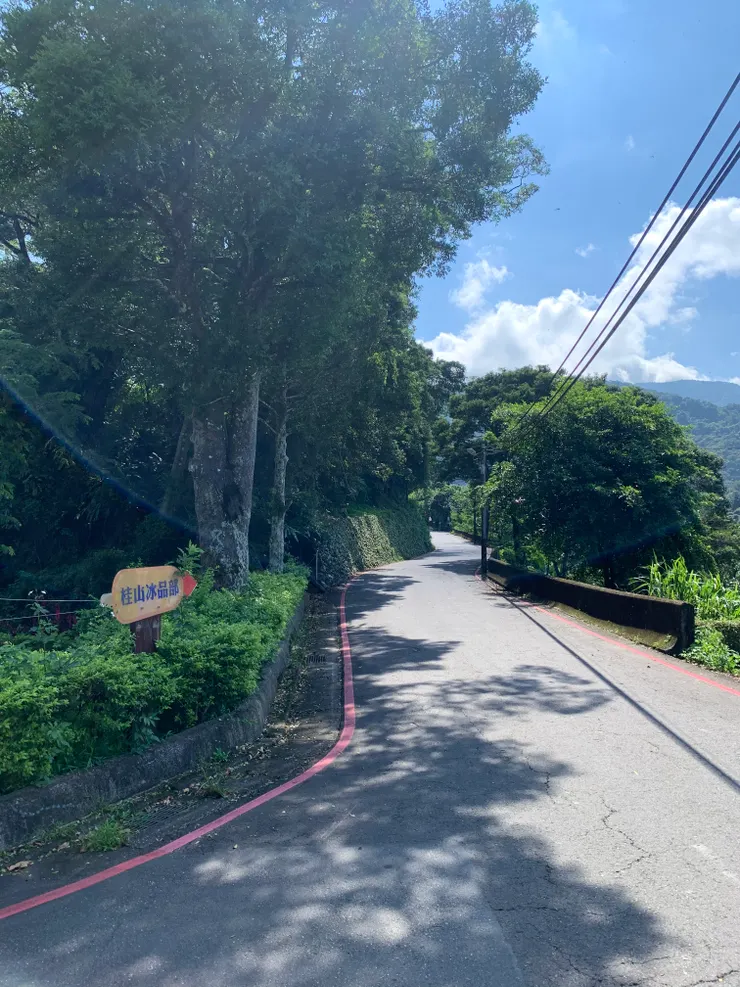 突然出現一個有7%的陡坡