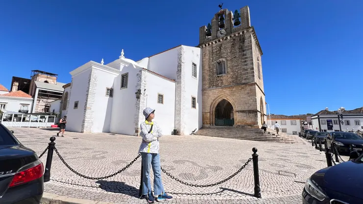 大教堂正面塔樓