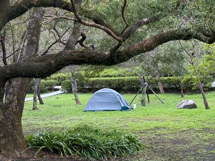 居然有人在露營