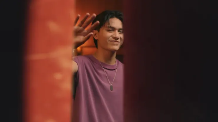 取自 Youtube-LYKN - แอบรักไม่ทำให้ใครตาย (NO WORRIES) [ OFFICIAL MV ] 。(擷取日期：2026/4/10)。