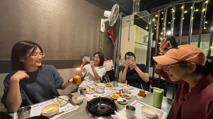 / 聚一聚 一起過生日慶個生 /