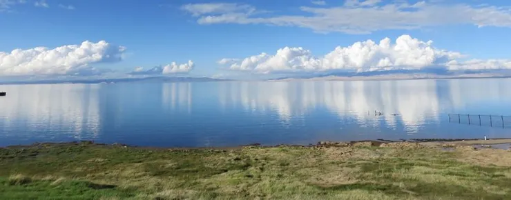 封面：當然是青海湖，待回會再提到。