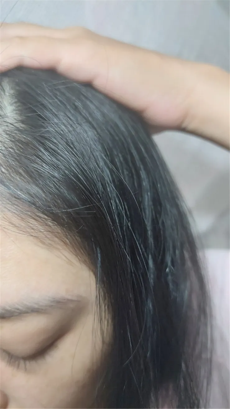 美髮 | 頭髮分岔、乾燥困擾瞬間消失！一梳到底的毛躁護髮推薦