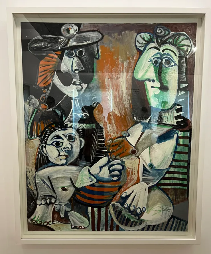 畢卡索後期的「La Famille/The Family/家人」，他89歲（1970年）的時候畫的，是不是跟22歲畫的截然不同？就像上篇網誌看莫內前後期的畫一樣，隨著人生的歷練，畫風會改變，而我們有幸欣賞，多麼幸福。