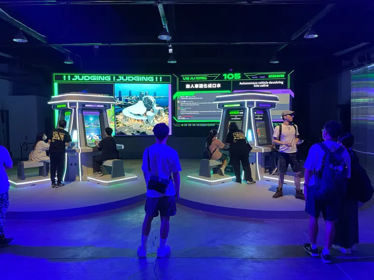 部分酷炫的機台展出，著實令人躍躍欲試。／ 照片：石貿元  提供