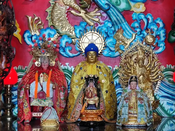 祈奉眾神佛（圖片截圖於網路）