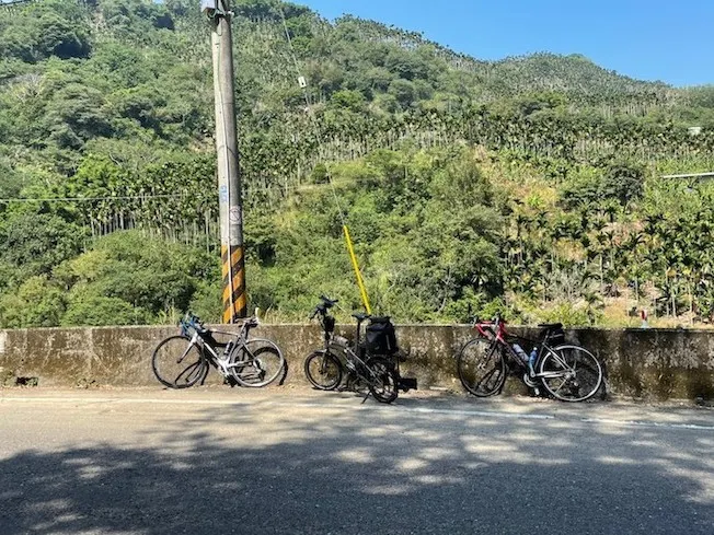 感謝朋友電輔車兼任陪騎及補給車