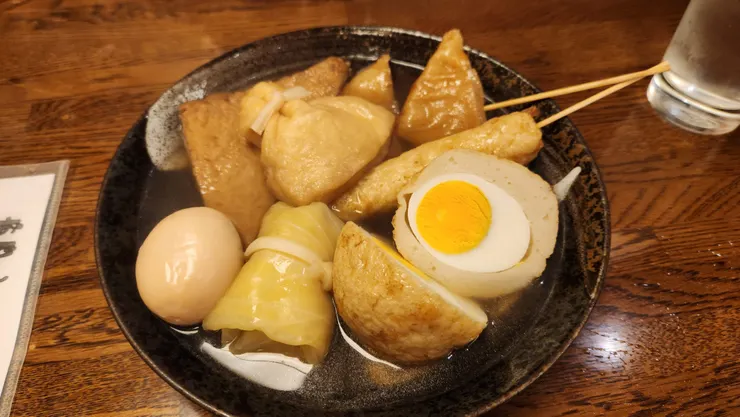 我沒想到的是，那個號稱"炸彈"的黑輪包蛋，吃下去直接變超飽🤣