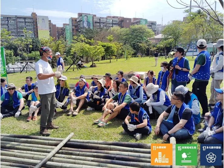 前置作業完成後,德鴻老師進行整場營造活動的總說明