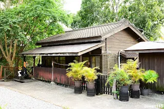 木造的檳榔車站