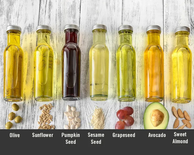 熱門的基底油有甜杏仁油、葵花籽油、酪梨油等等,針對不同肌膚和症狀。