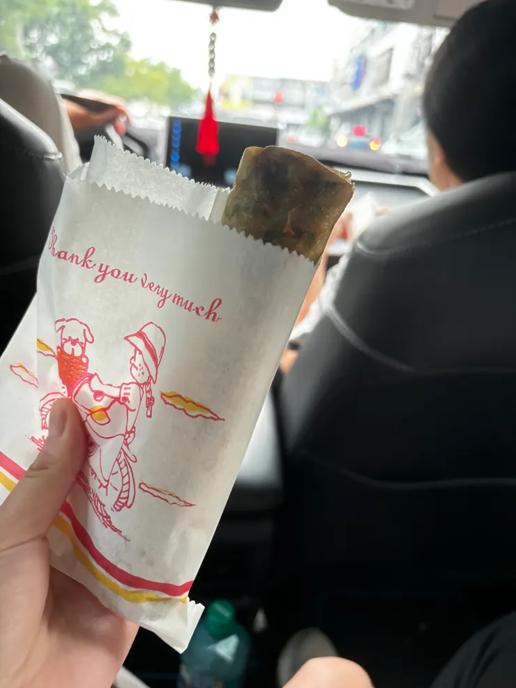 比手掌長的春捲