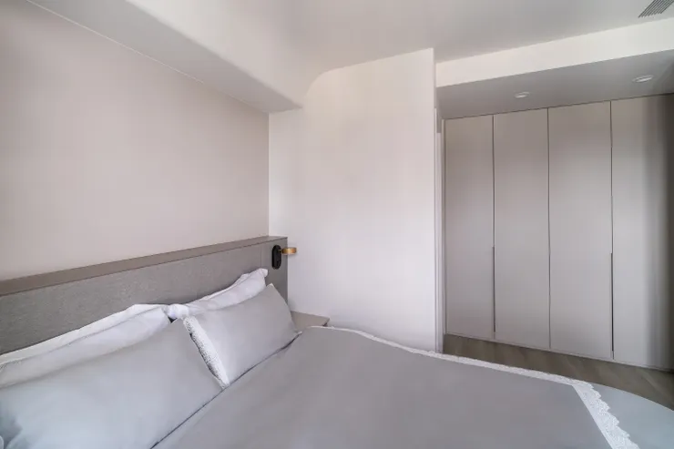 設計作品：鑫天地2，臥室系統櫃