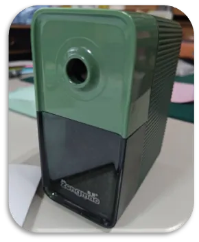 自動進退筆削鉛筆機