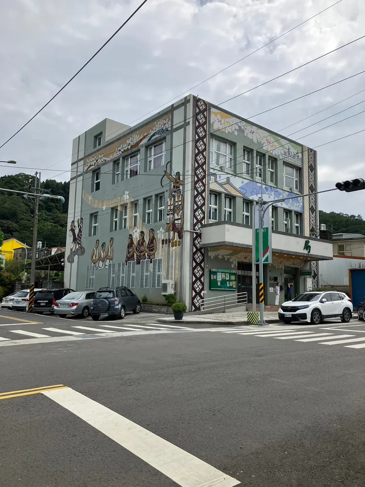 這不是百年郵局喔！