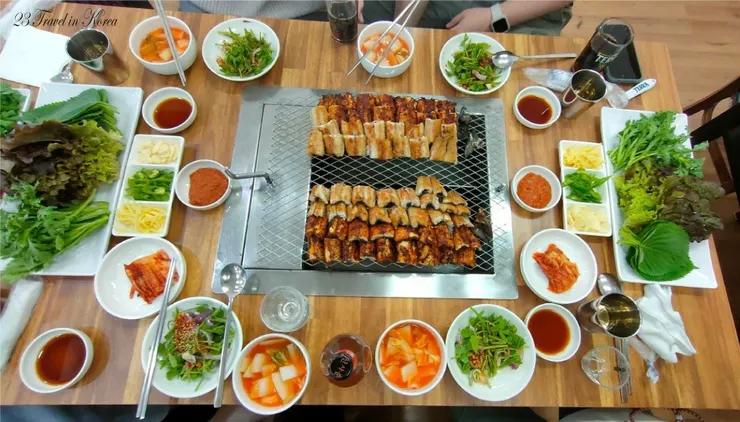 詳細用餐體驗可參考連結文章第一間餐廳！