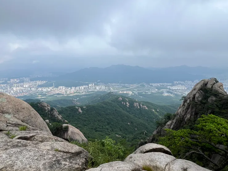 紫雲峰白霧散去