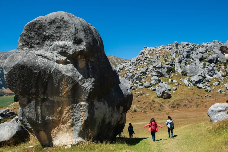 Castle Hill 巨石陣