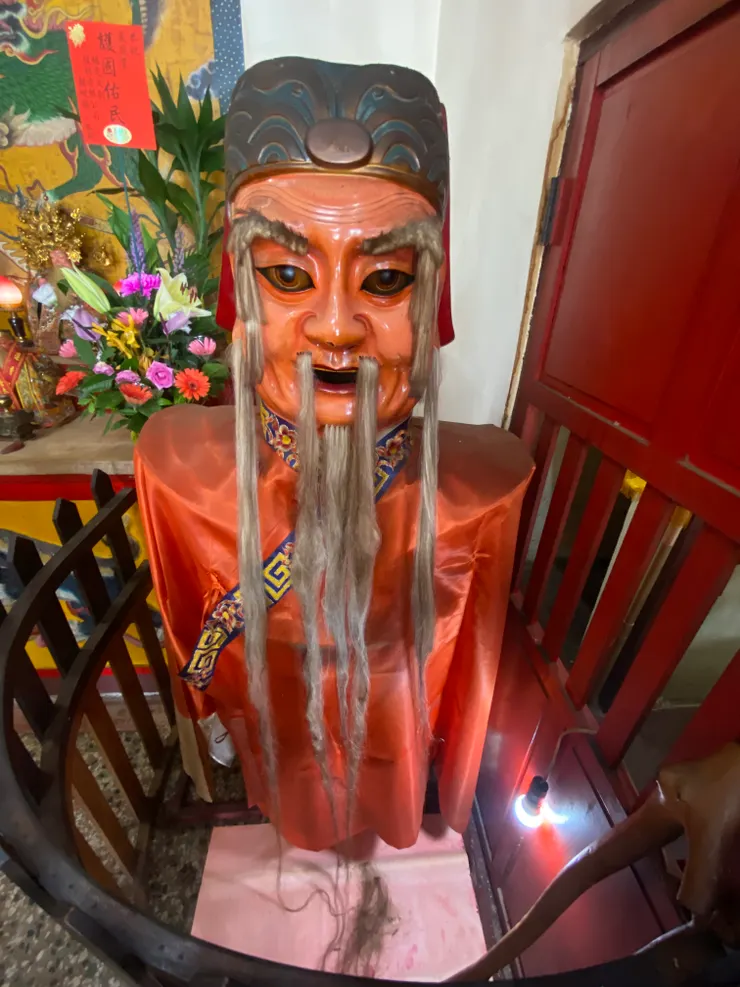 綿延至地的土地公鬍鬚