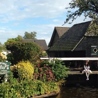 就是單純地過著生活的沙龍