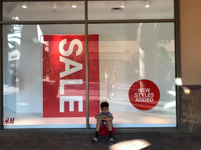 我好像學會如何進入一張照片裡了